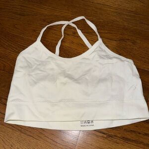 SHEIN White Seamless Strappy Sports Bralette